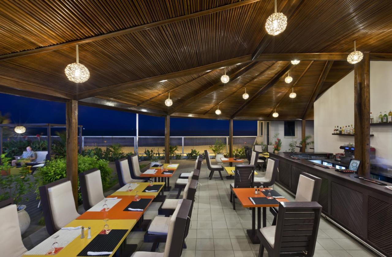 Azalai Hotel Котону Екстер'єр фото